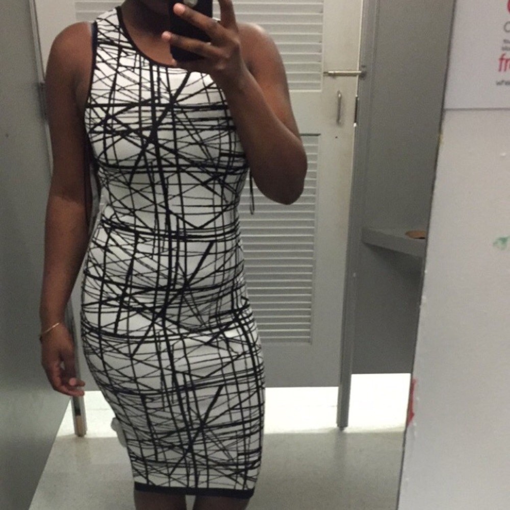 Blacks and white bodycon dress xoxo